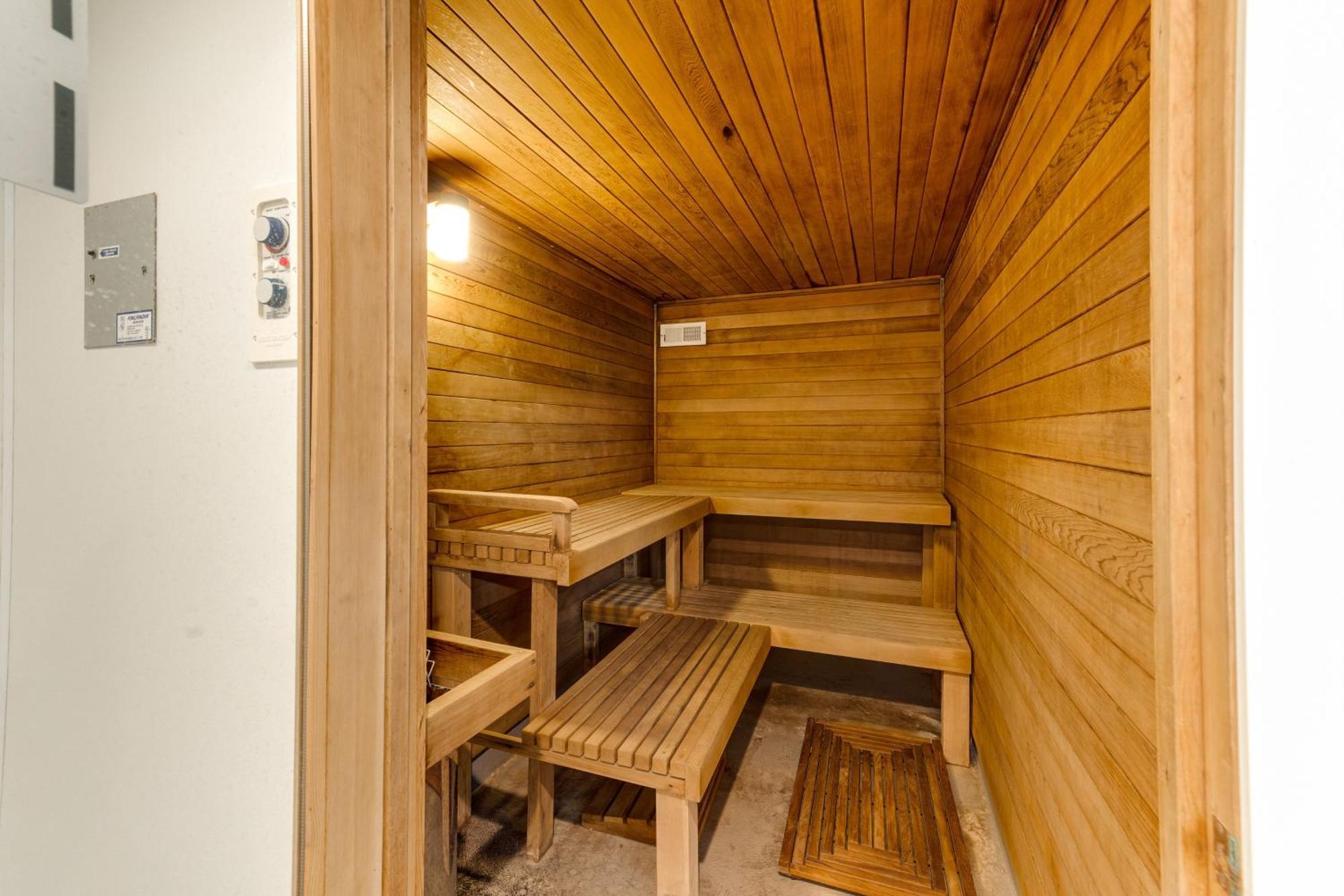 2 Bed 2 Bath Apartment In The Sand And Sea Condos Сийсайд Екстериор снимка