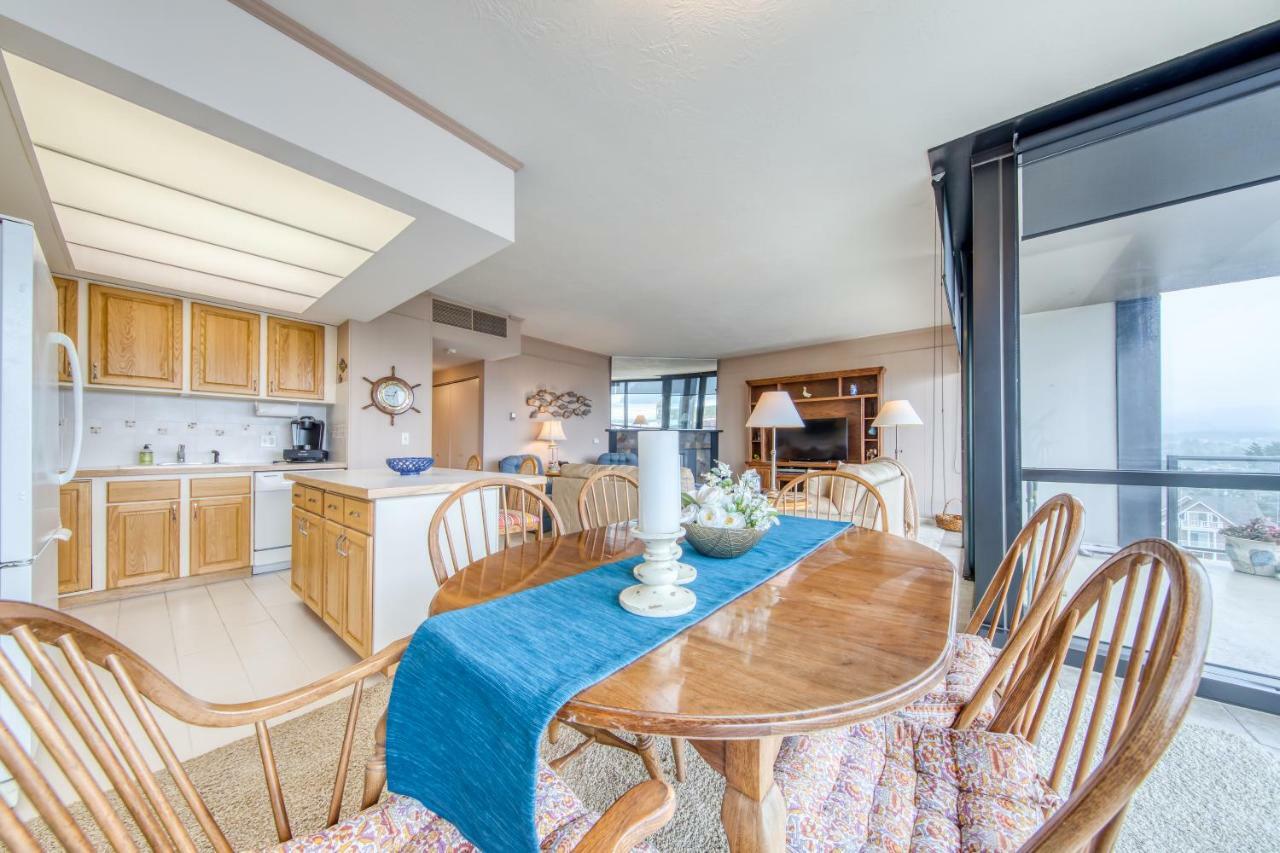2 Bed 2 Bath Apartment In The Sand And Sea Condos Сийсайд Екстериор снимка